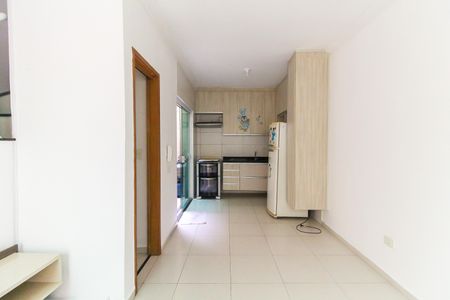 Sala/Cozinha de casa de condomínio para alugar com 2 quartos, 50m² em Parada Xv de Novembro, São Paulo