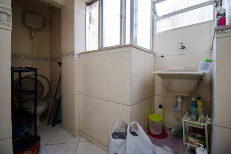 Apartamento para alugar com 70m², 3 quartos e sem vagaÁrea de Serviço