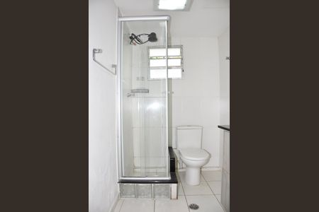 Apartamento para alugar com 35m², 1 quarto e 1 vagaDetalhe - Banheiro Social