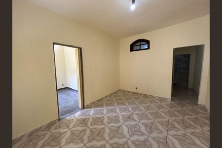 Sala de casa para alugar com 2 quartos, 200m² em Praça Seca, Rio de Janeiro