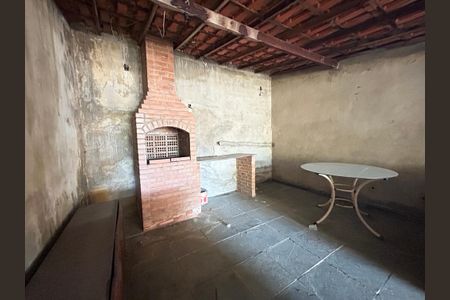 Casa para alugar com 200m², 2 quartos e 1 vagaChurrasqueira do terraço