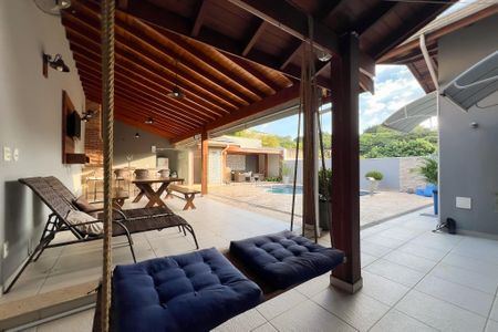 Casa de condomínio para alugar com 305m², 3 quartos e 5 vagasChurrasqueira