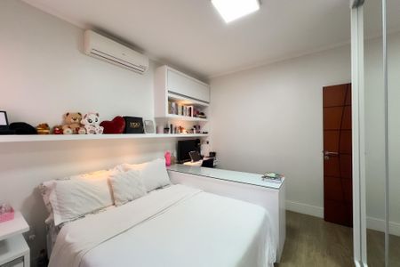 Casa de condomínio para alugar com 305m², 3 quartos e 5 vagasSuíte 2