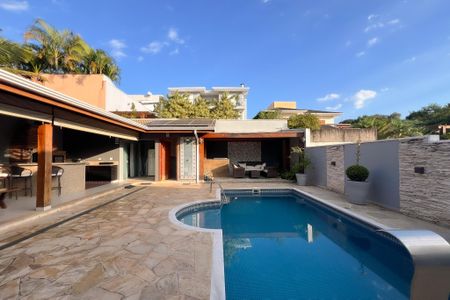 Casa de condomínio para alugar com 305m², 3 quartos e 5 vagasPiscina