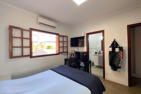 Casa de condomínio para alugar com 305m², 3 quartos e 5 vagasSuíte 3