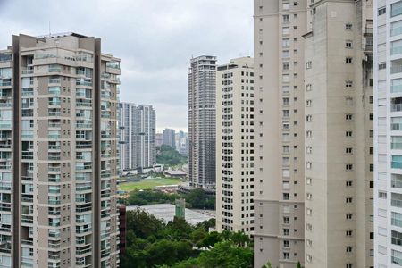 Apartamento à venda com 76m², 2 quartos e 2 vagasVista da Suíte 2