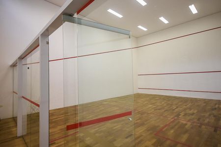 Apartamento à venda com 76m², 2 quartos e 2 vagas Apartamento à venda com 76m², 2 quartos e 2 vagasQuadra de Squash