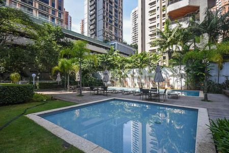 Apartamento à venda com 76m², 2 quartos e 2 vagas Apartamento à venda com 76m², 2 quartos e 2 vagasPiscina 1