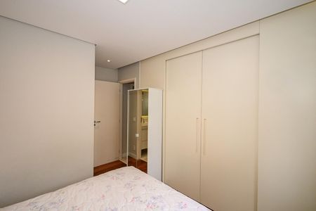 Apartamento à venda com 76m², 2 quartos e 2 vagasSuíte 2