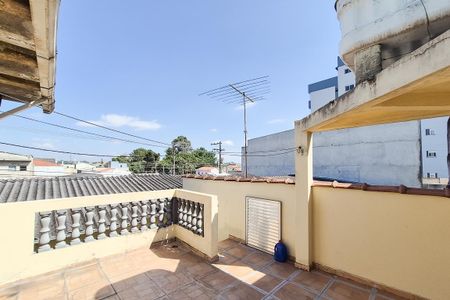Casa para alugar com 274m², 2 quartos e 3 vagasQuintal