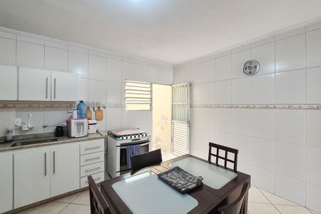 Casa para alugar com 274m², 2 quartos e 3 vagasCozinha