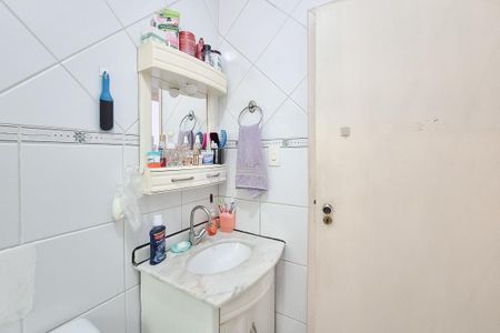 Casa para alugar com 274m², 2 quartos e 3 vagasBanheiro Social