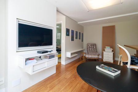 Apartamento à venda com 51m², 2 quartos e 1 vaga Apartamento à venda com 51m², 2 quartos e 1 vagaSala
