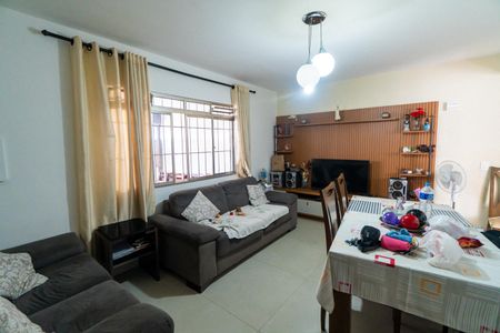 Sala de casa para alugar com 2 quartos, 150m² em Vila Campestre, São Paulo
