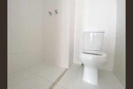 Studio à venda com 27m², 1 quarto e sem vaga Studio à venda com 27m², 1 quarto e sem vagaBanheiro