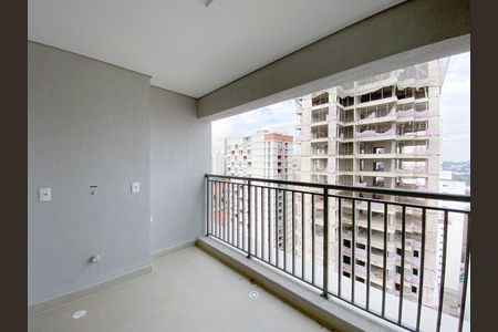 Studio à venda com 27m², 1 quarto e sem vaga Studio à venda com 27m², 1 quarto e sem vagaVaranda