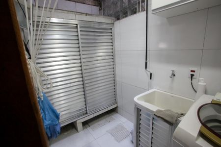 Casa à venda com 116m², 3 quartos e 1 vagaÁrea de Serviço