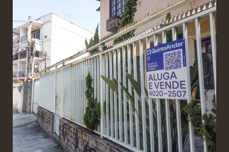 Casa à venda com 116m², 3 quartos e 1 vagaFachada