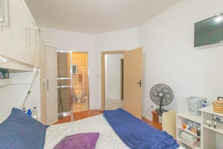 Casa à venda com 120m², 3 quartos e 2 vagasSuíte