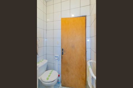 Casa à venda com 120m², 3 quartos e 2 vagasBanheiro Social