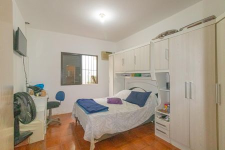 Casa à venda com 120m², 3 quartos e 2 vagasSuíte