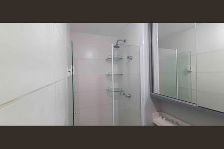 Apartamento à venda com 50m², 2 quartos e 2 vagas Apartamento à venda com 50m², 2 quartos e 2 vagasBanheiro social
