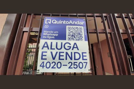 Apartamento à venda com 50m², 2 quartos e 2 vagas Apartamento à venda com 50m², 2 quartos e 2 vagasPlaca