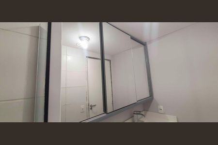 Apartamento à venda com 50m², 2 quartos e 2 vagas Apartamento à venda com 50m², 2 quartos e 2 vagasBanheiro social