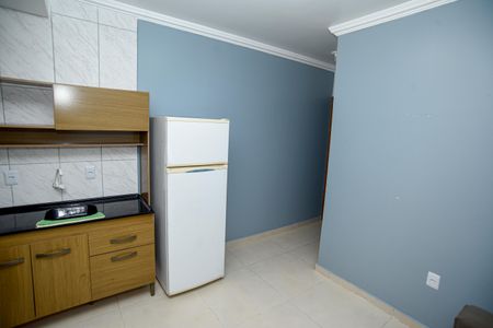 Cozinha de apartamento para alugar com 1 quarto, 2m² em Jardim Algarve, Viamão