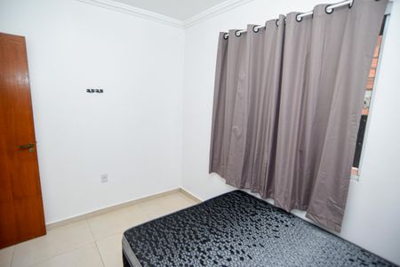 Apartamento para alugar com 2m², 1 quarto e sem vagaQuarto