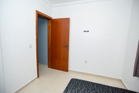 Apartamento para alugar com 2m², 1 quarto e sem vagaQuarto
