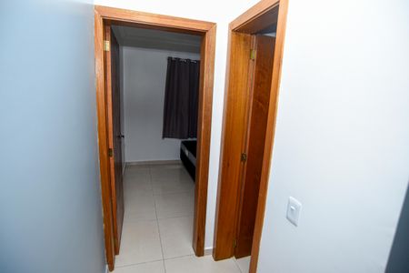 Corredor de apartamento para alugar com 1 quarto, 2m² em Jardim Algarve, Viamão