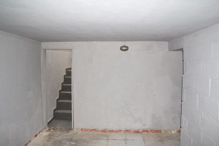Casa para alugar com 205m², 2 quartos e 2 vagas Casa para alugar com 205m², 2 quartos e 2 vagasporão