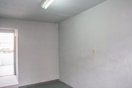 Casa para alugar com 205m², 2 quartos e 2 vagas Casa para alugar com 205m², 2 quartos e 2 vagasLavanderia