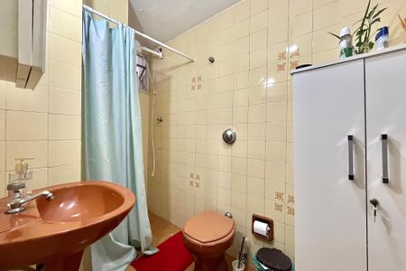Apartamento à venda com 65m², 2 quartos e 2 vagasBanheiro