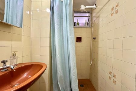 Apartamento à venda com 65m², 2 quartos e 2 vagasBanheiro