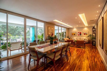 Apartamento à venda com 5 quartos, 274m² em Campo Belo, São Paulo