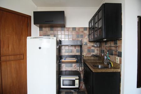 Sala/Cozinha de kitnet/studio à venda com 1 quarto, 38m² em Paraíso do Morumbi, São Paulo