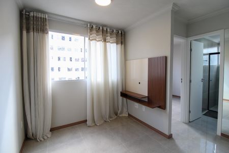 Sala de apartamento para alugar com 2 quartos, 42m² em Jardim D’abril, São Paulo