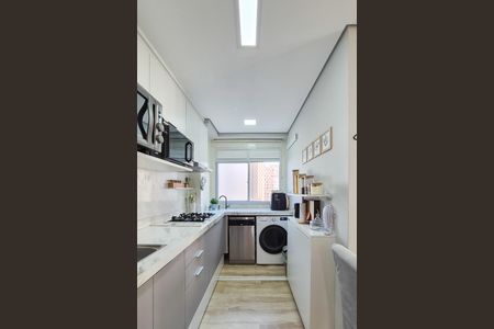 Apartamento à venda com 38m², 2 quartos e sem vaga Apartamento à venda com 38m², 2 quartos e sem vagaCozinha e Área de Serviço