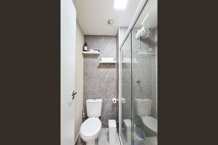 Apartamento à venda com 38m², 2 quartos e sem vaga Apartamento à venda com 38m², 2 quartos e sem vagaBanheiro Social