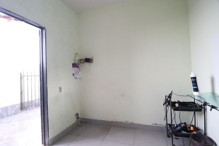 Casa para alugar com 185m², 3 quartos e 2 vagasEscritório