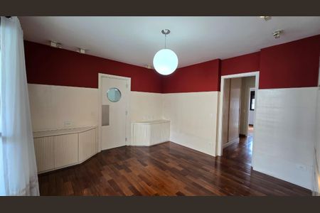 Apartamento à venda com 221m², 3 quartos e 4 vagasEntrada cozinha 