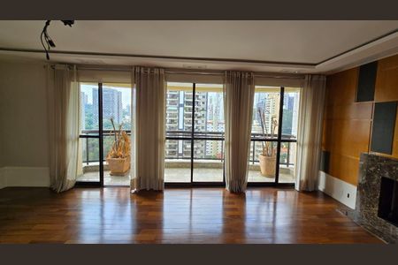 Apartamento à venda com 221m², 3 quartos e 4 vagasSala 