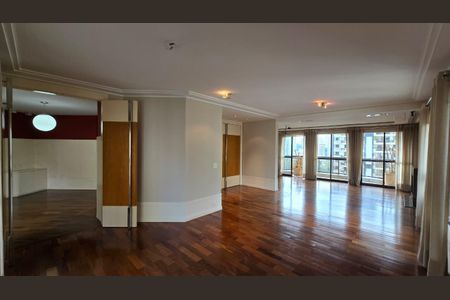 Apartamento à venda com 221m², 3 quartos e 4 vagasSala 