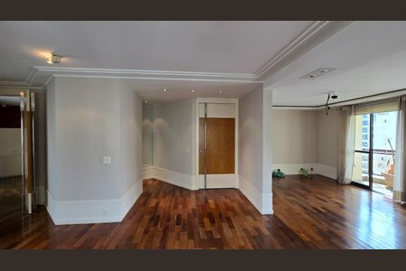 Apartamento à venda com 221m², 3 quartos e 4 vagasSala 