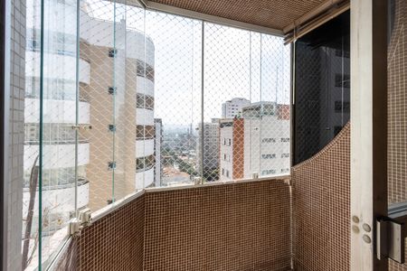 Apartamento à venda com 68m², 2 quartos e 1 vagaVaranda