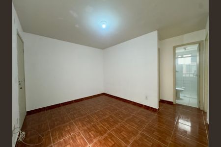 Sala de apartamento para alugar com 2 quartos, 44m² em Água Chata, Guarulhos