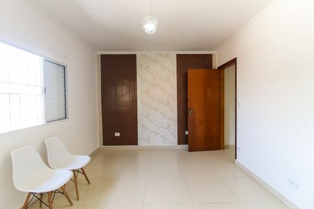 Casa para alugar com 60m², 2 quartos e 1 vagaQuarto