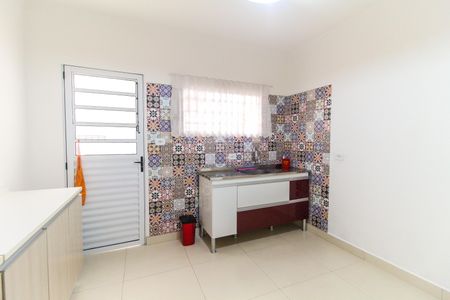 Casa para alugar com 60m², 2 quartos e 1 vagaCozinha